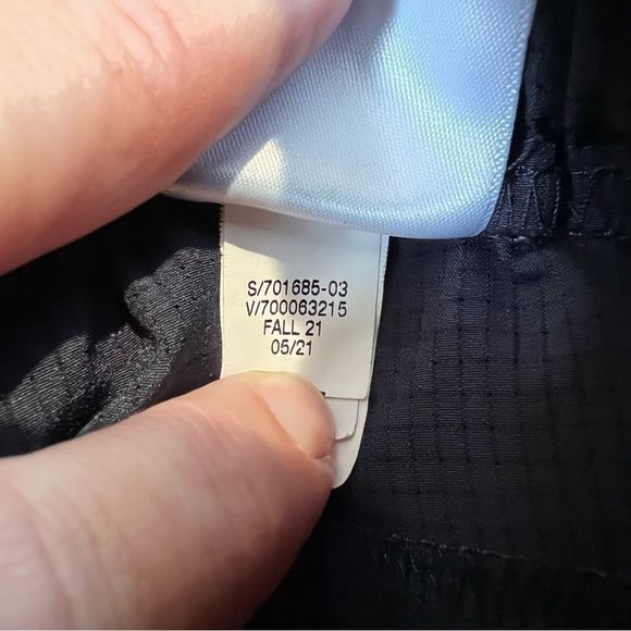 Banana Republic Slim Motion Tech Jogger Navy size M - Picture 8 of 10